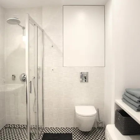 Emilka Z Widokiem Na Palac Kultury * Warszawa